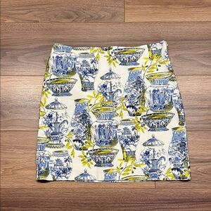 Talbots Cotton Canvas Skirt Watercolor Vases in White w/ Blue/Yellow Print - 10